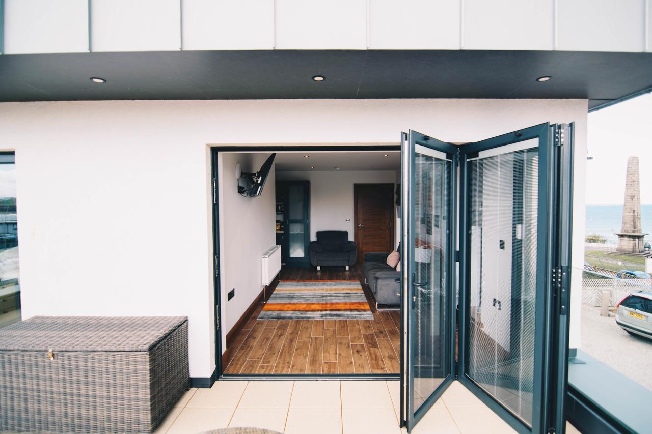 Antrim House Portrush Exterior foto